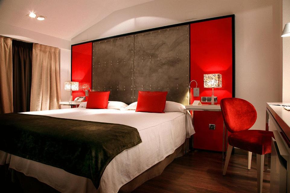 Hotel San Ramon Del Somontano Barbastro Esterno foto