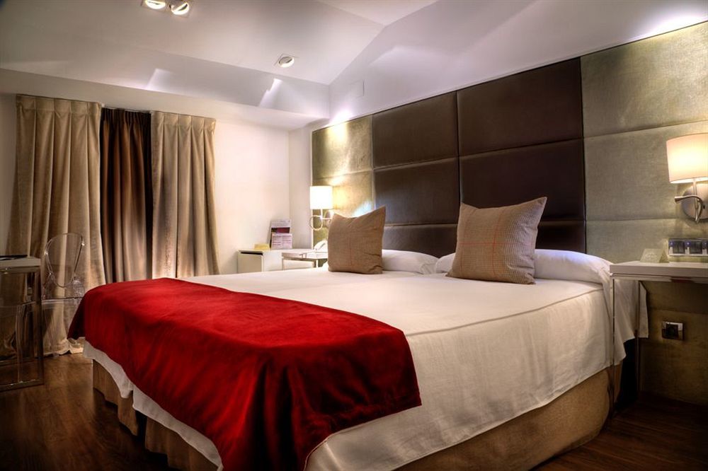 Hotel San Ramon Del Somontano Barbastro Esterno foto